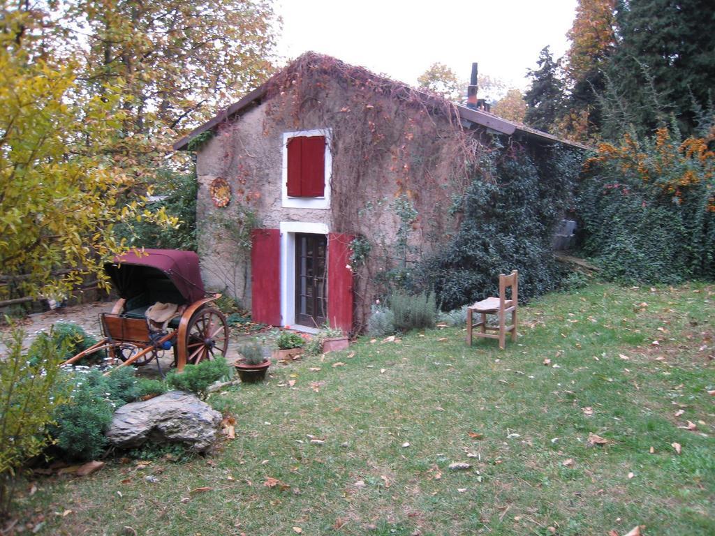 Gasthaus Centro Trekking A Cavallo Monte Brugiana Massa  Exterior foto