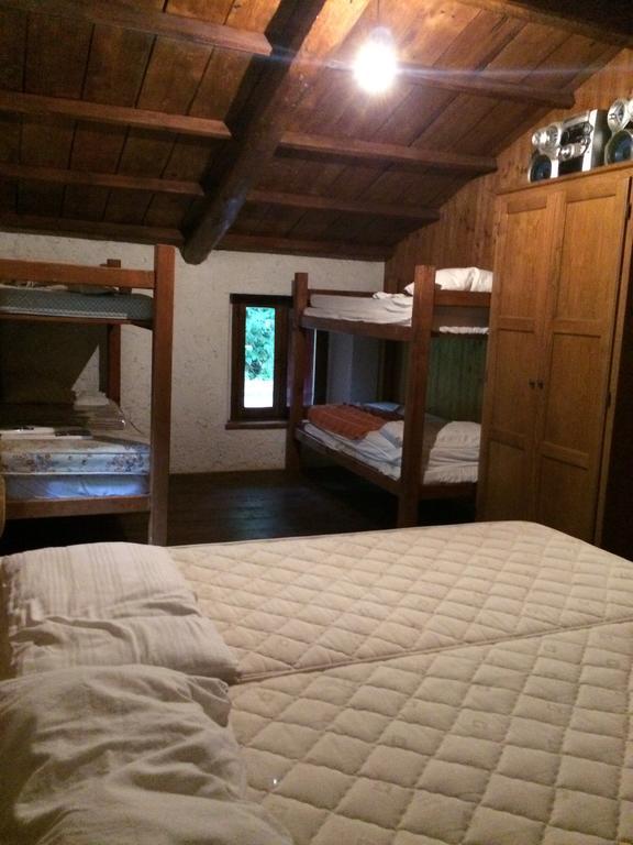 Gasthaus Centro Trekking A Cavallo Monte Brugiana Massa  Exterior foto